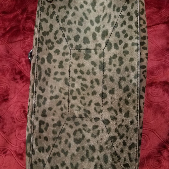 Kate Spade ~ Madison Ave, Maeve Chaplin Suede Tote - Picture 7 of 8